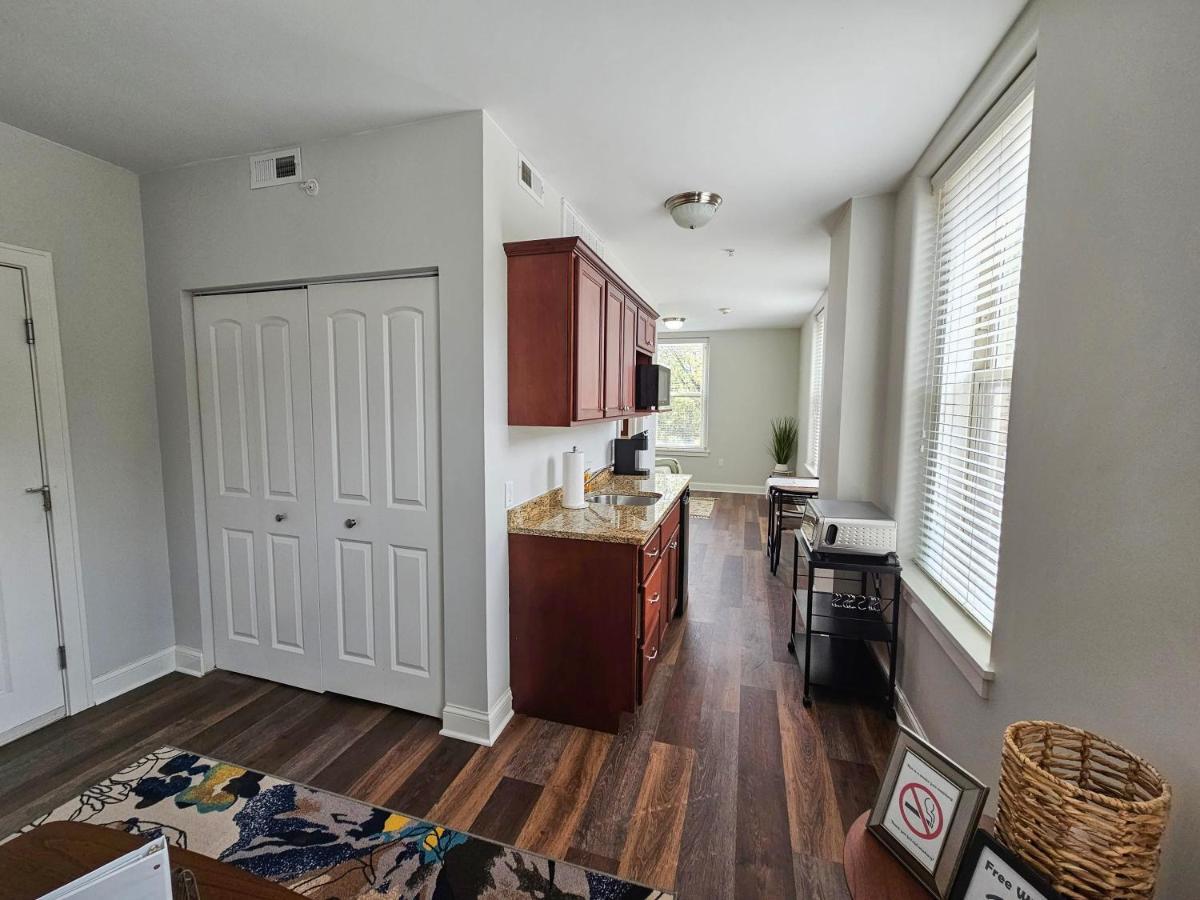 Gorgeous And Spacious At The Historic Inman - 200 Appartamento